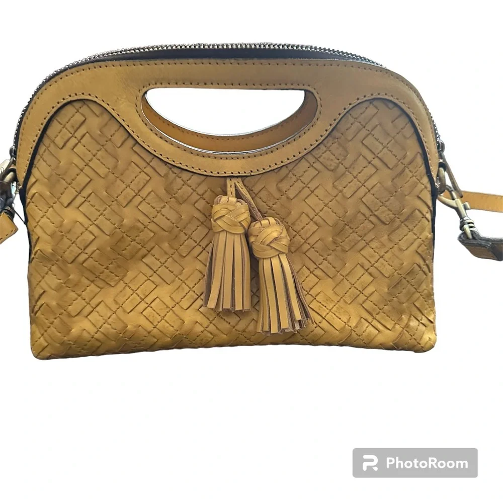 Mustard yellow Patricia‎ Nash crossbody purse brand new